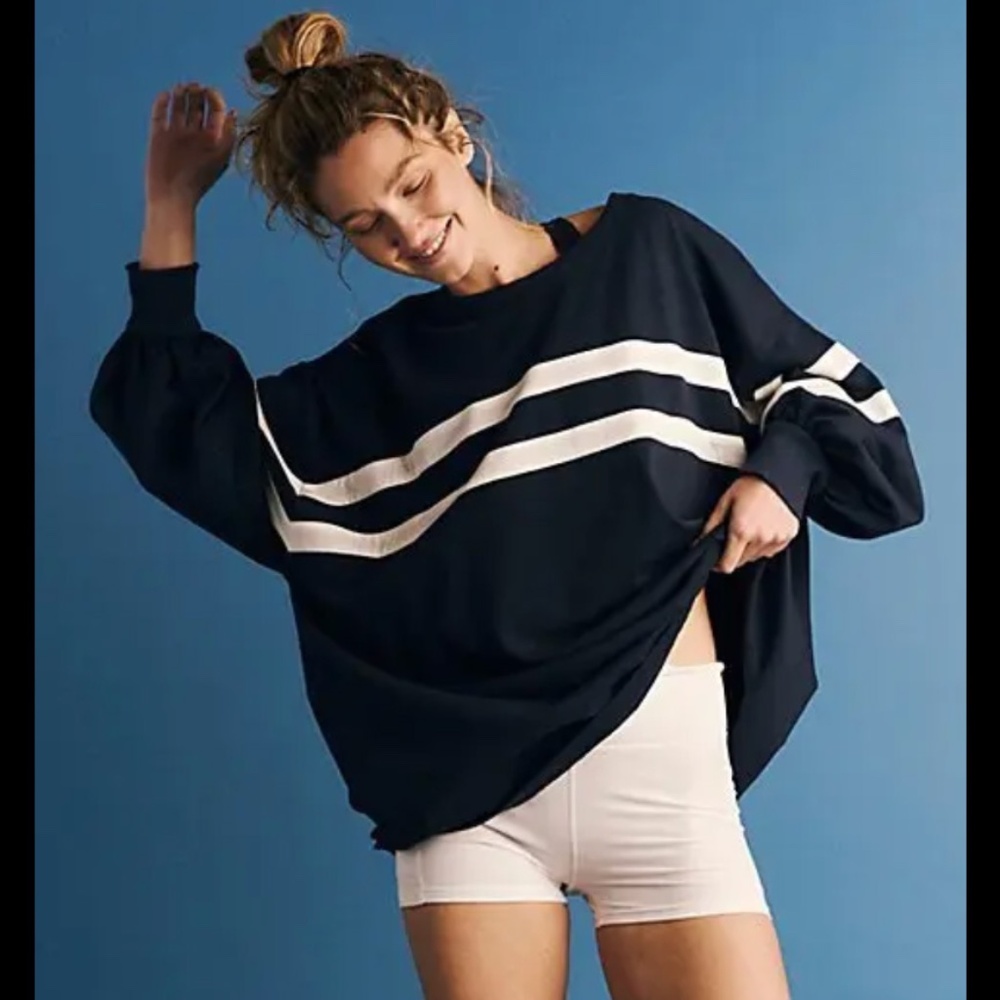 NWOT Free People Movement Post Up Layer Top in Navy MSRP$78